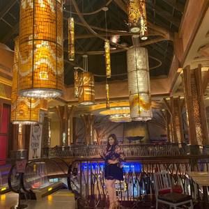 Meet your Posher, Arina